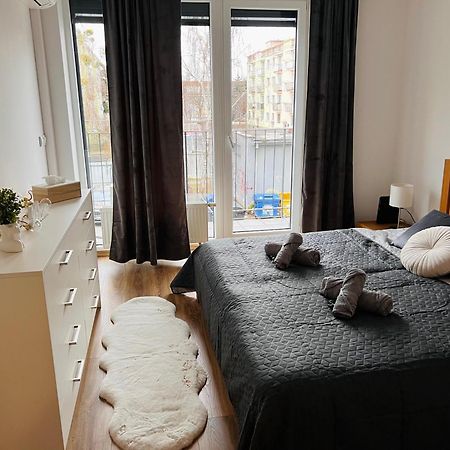 Old Town City Center Apartment 1 - Private Parking Included โกชิเซ ภายนอก รูปภาพ