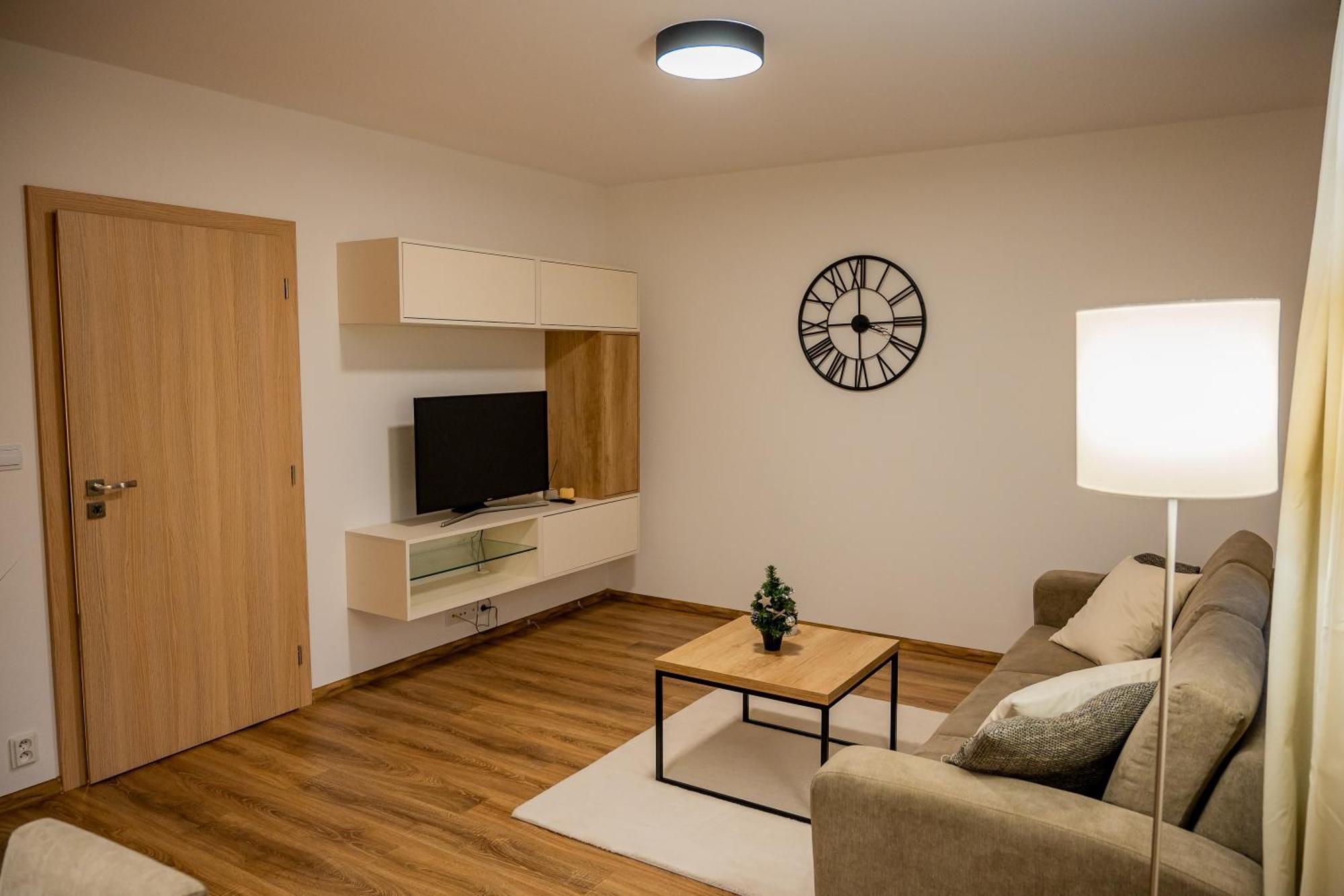 Old Town City Center Apartment 1 - Private Parking Included โกชิเซ ภายนอก รูปภาพ