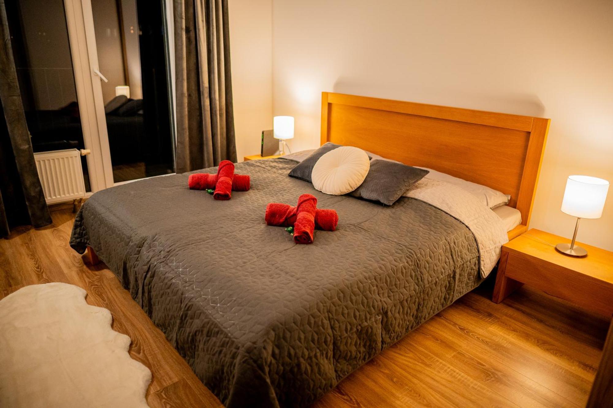 Old Town City Center Apartment 1 - Private Parking Included โกชิเซ ภายนอก รูปภาพ